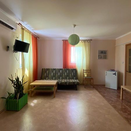 Golubaya Bukhta Art-Hotel Gelendzjik Buitenkant foto